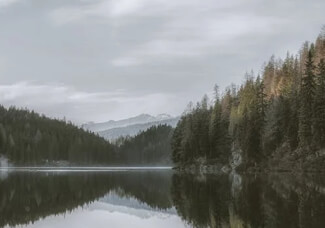 雙子座與摩羯座：星座友誼的奇妙碰撞